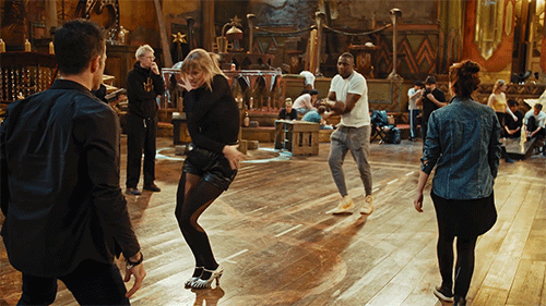 Taylor Swift, Cats, Movie, Behind-the-Scenes, GIF Taylor Swift, Cats, Movie, Behind-the-Scenes, GIF